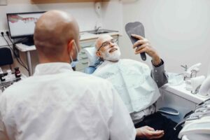 implantanti kod starijih osoba